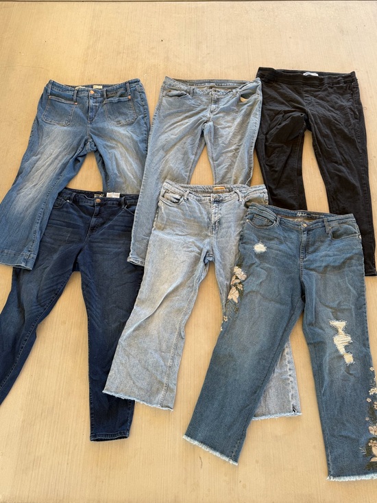 Denim - 6 Pc Women’s Size 18 Jeans Denim Reseller Bundle Plus Size Mixed Brands Wholesal